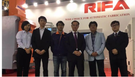 热烈：赜佬思舮x06精机荣获中意经贸贡献奖